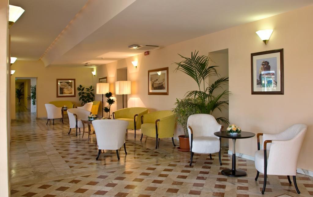 Versilia Palace Hotel 마리아나디피에트라산타 외부 사진